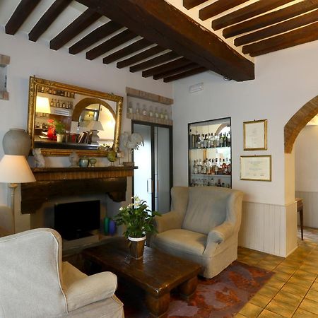 Locanda Stella D'Oro Soragna Buitenkant foto