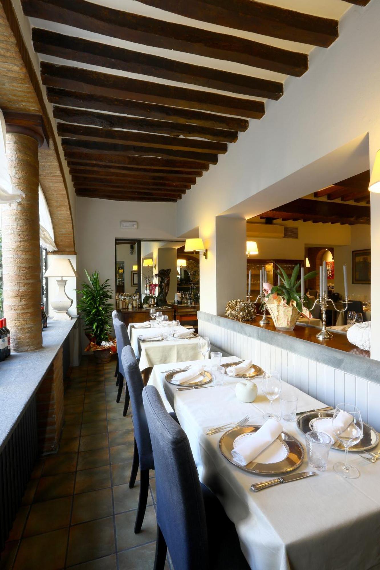 Locanda Stella D'Oro Soragna Buitenkant foto