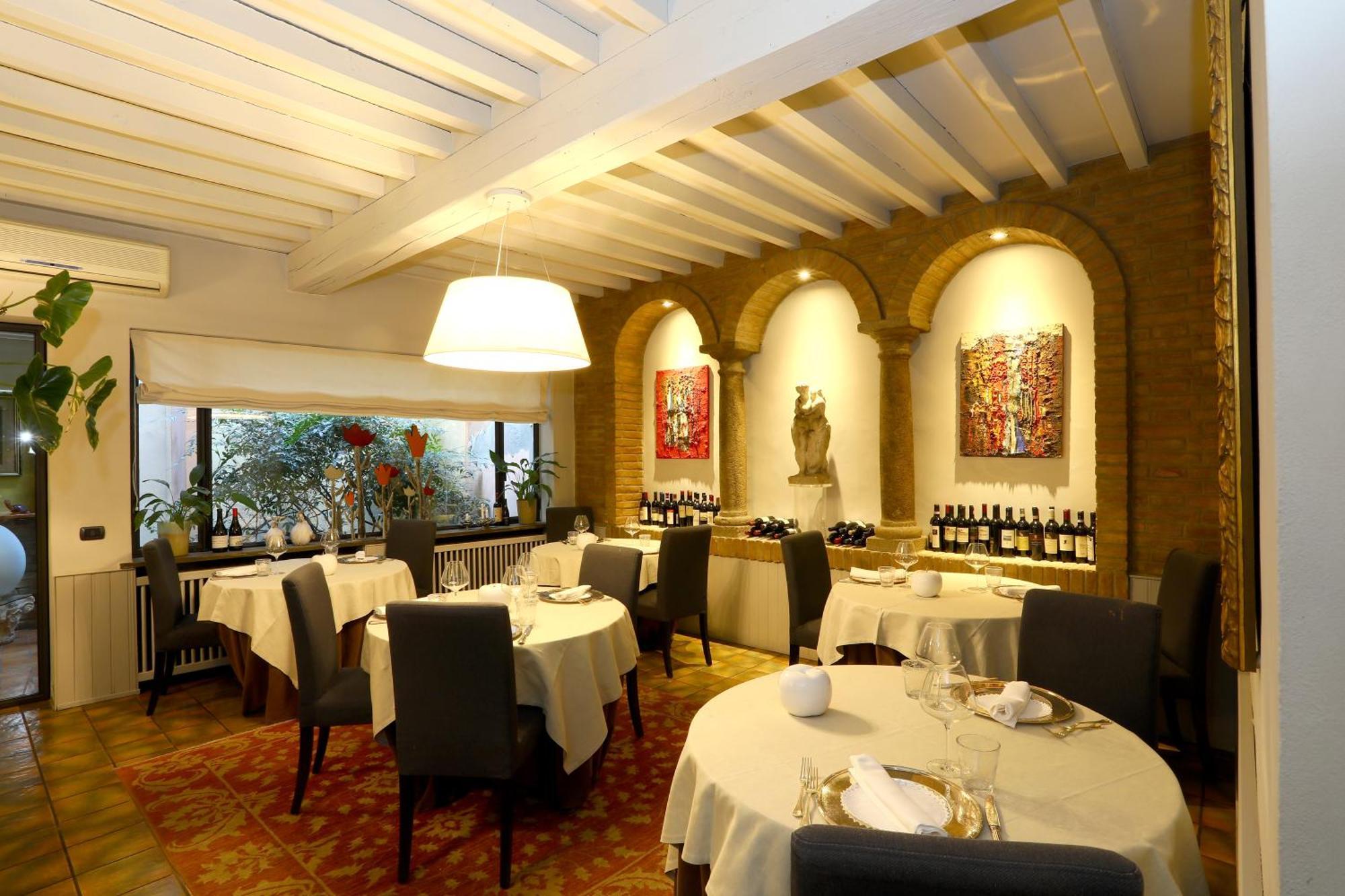 Locanda Stella D'Oro Soragna Buitenkant foto