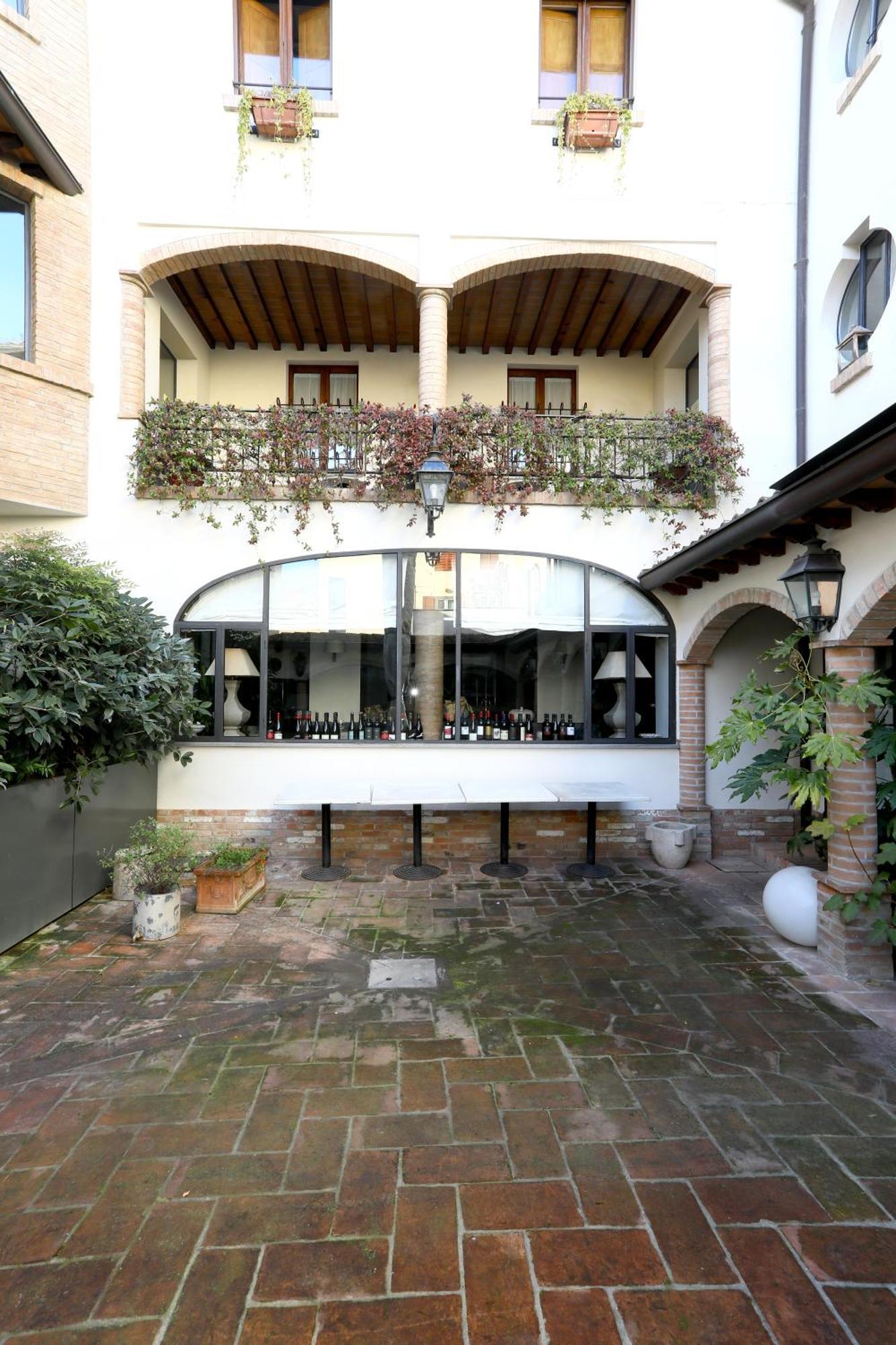 Locanda Stella D'Oro Soragna Buitenkant foto