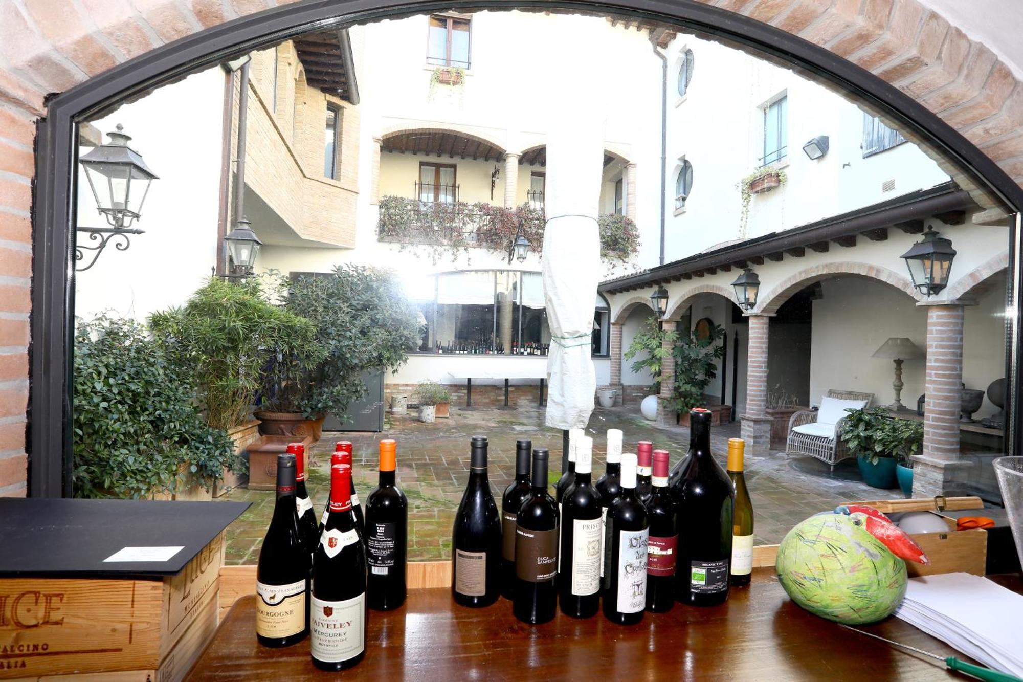 Locanda Stella D'Oro Soragna Buitenkant foto